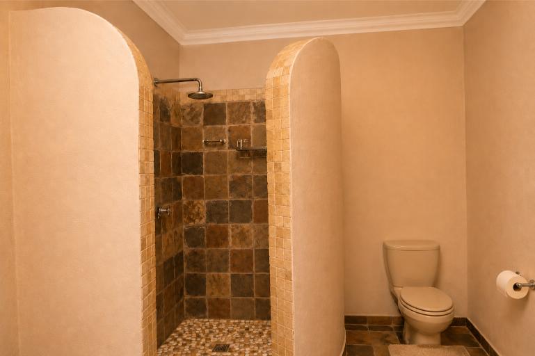 Room 6 Bathroom (2)